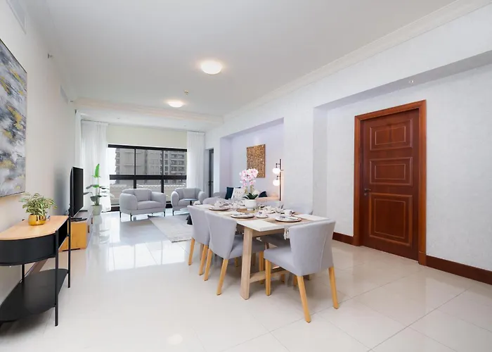 Golden Mile At Its Best 2Br Plus Maids Palm Jumeirah