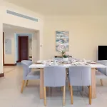 Golden Mile At Its Best 2Br Plus Maids Palm Jumeirah